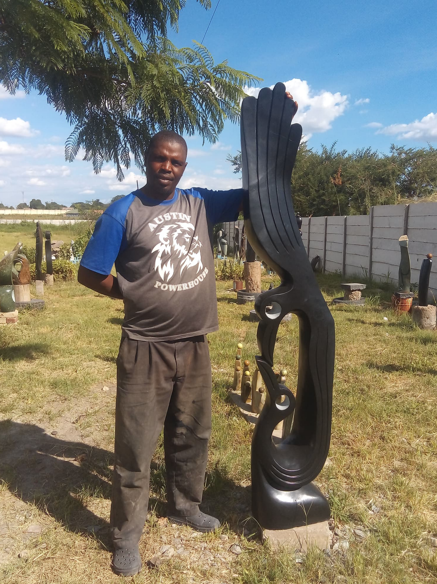 Intimate Moments - Stone Sculpture Made of Springstone by Farai Nyakanyanza | Zimbabwe