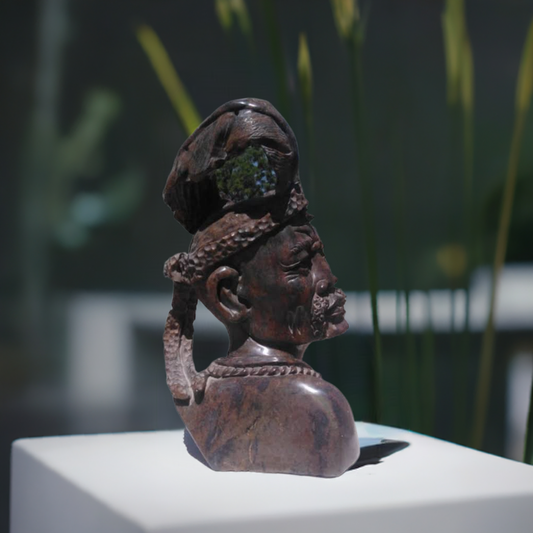 Chief - Stone Sculpture Made of Serpentine Stone by Ronny Nyamhunga | Zimbabwe