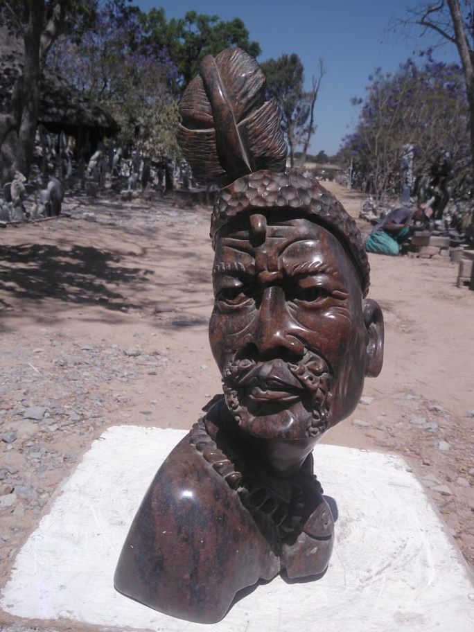 Chief - Stone Sculpture Made of Serpentine Stone by Ronny Nyamhunga | Zimbabwe