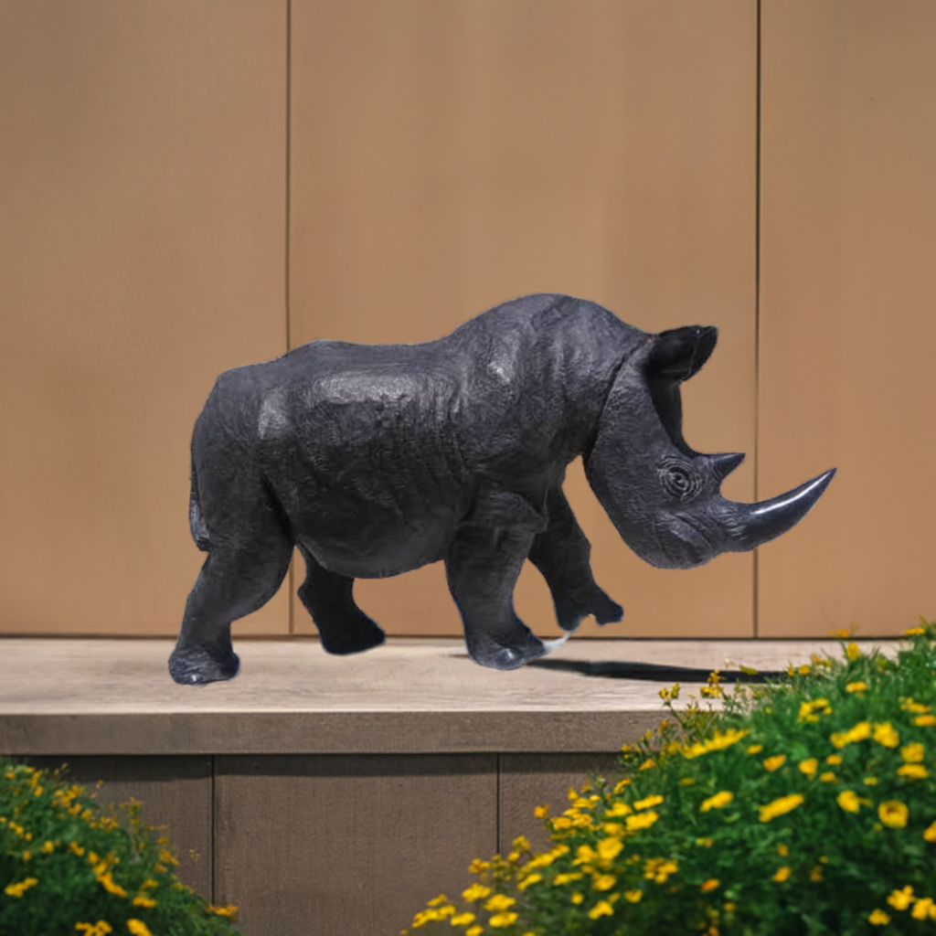 White Rhino - Stone Sculpture Made of Springstone by Clephas Zvirevo | Zimbabwe