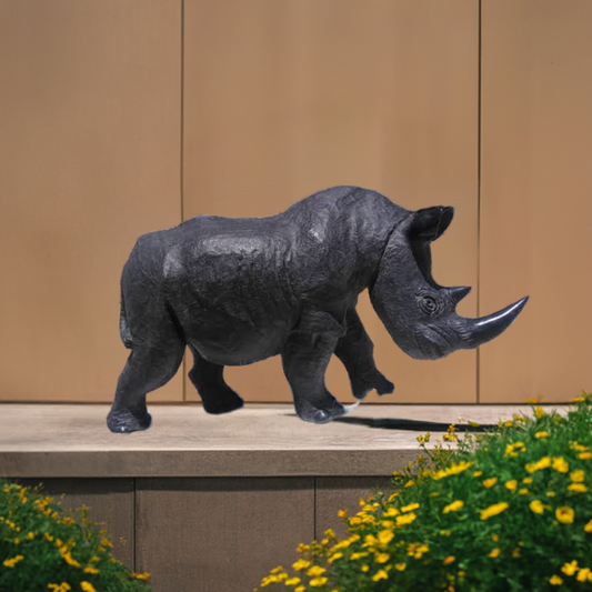 White Rhino - Stone Sculpture Made of Springstone by Clephas Zvirevo | Zimbabwe