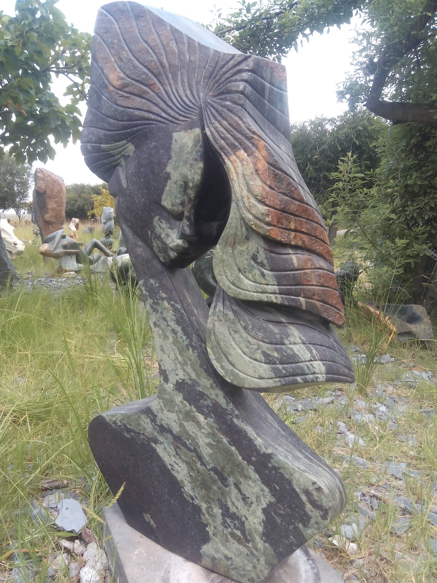 Windy Day - Stone Sculpture Made of Cobalt by Lovemore Bonjisi | Zimbabwe