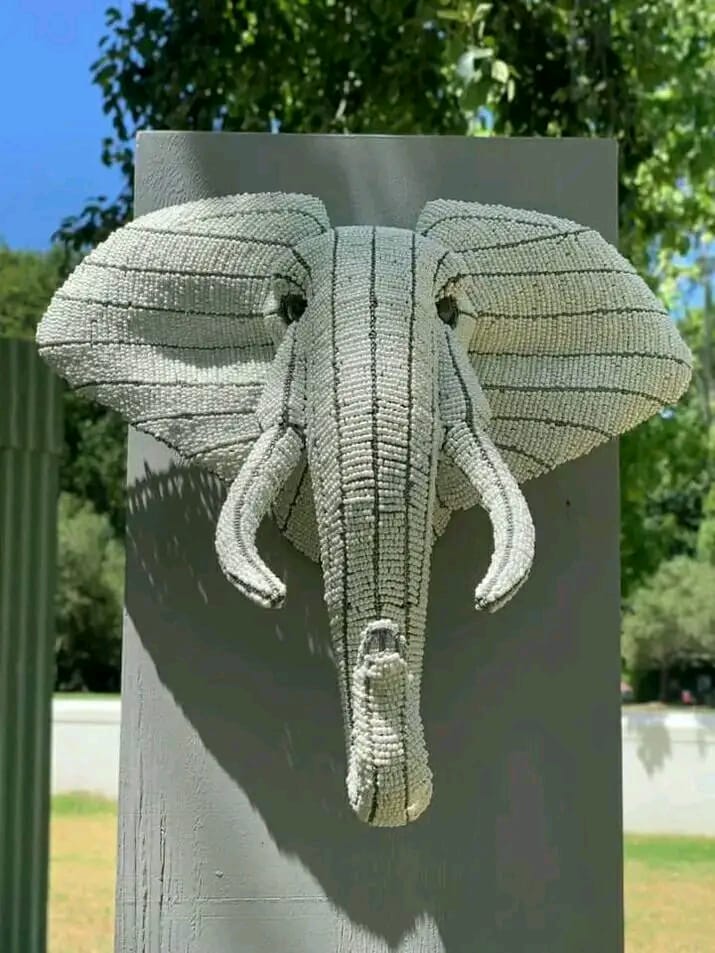 Elephant Head: Handmade of Hard Wire & Beads by Tadiwa Muchemwa | Zimbabwe