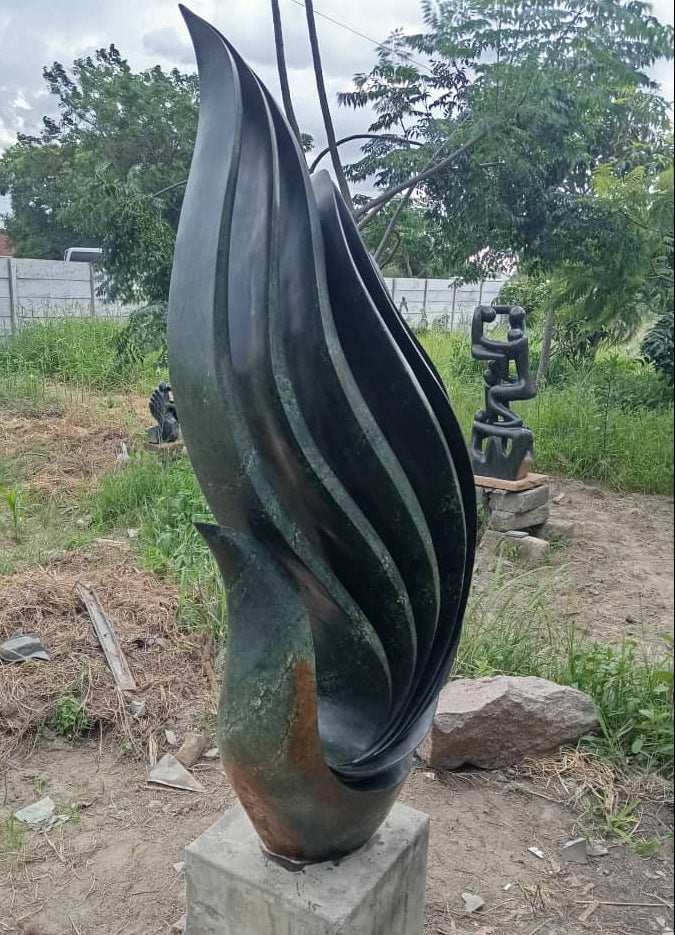 Flames of Love - Stone Sculpture Made of Green Opal by Owen Mlungisi | Zimbabwe