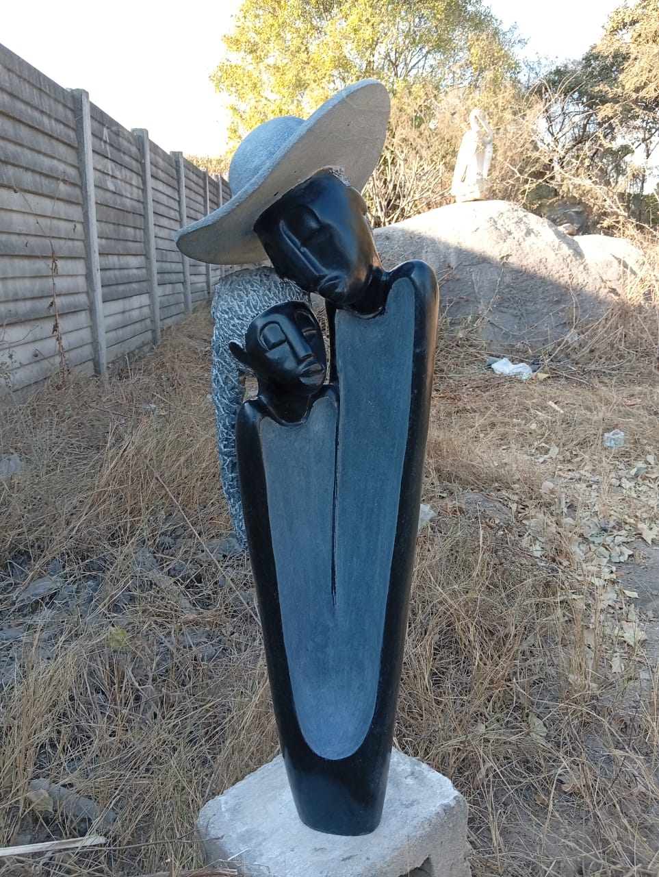 Just Married - Stone Sculpture Made of Springstone by Stephen Chikeya | Zimbabwe