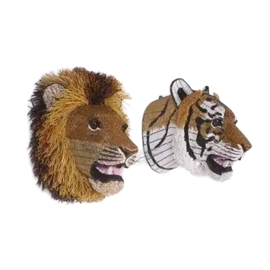 Lion Head: Handmade of Hard Wire & Beads by Tadiwa Muchemwa | Zimbabwe