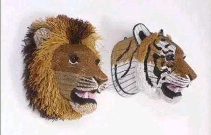 Lion Head: Handmade of Hard Wire & Beads by Tadiwa Muchemwa | Zimbabwe
