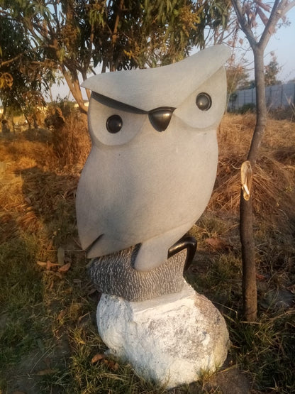 Night Watcher - Stone Sculpture Made of Springstone by Samson Mukohwa | Zimbabwe
