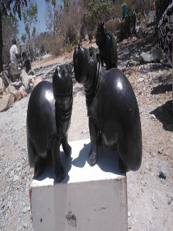 Two Hippos - Stone Sculpture Made of Springstone by Timothy Rukodzi | Zimbabwe