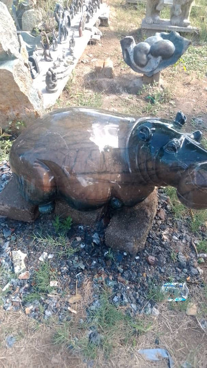 Sleeping Hippo - Stone Sculpture Made of Fruit Serpentine by Alec Kambiri | Zimbabwe