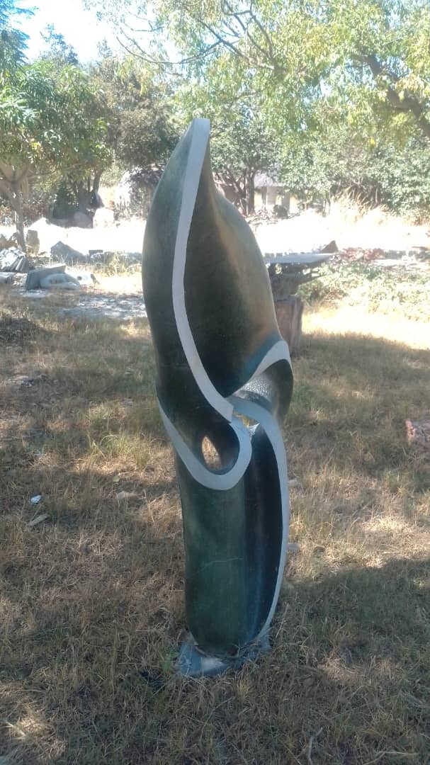 Focul Point - Stone Sculpture Made of Springstone by Davis Sibanda | Zimbabwe