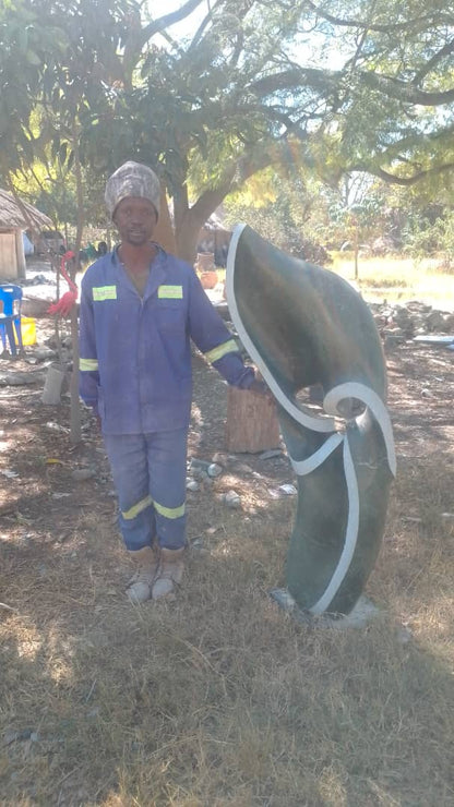 Focul Point - Stone Sculpture Made of Springstone by Davis Sibanda | Zimbabwe