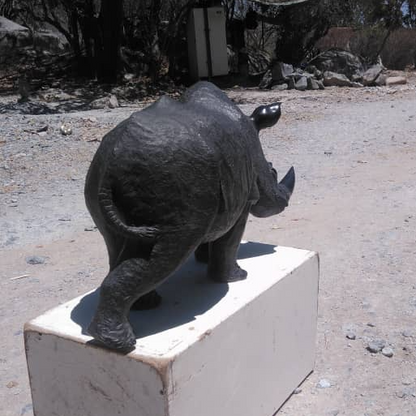 White Rhino - Stone Sculpture Made of Springstone by Clephas Zvirevo | Zimbabwe