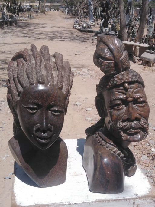 Chief & Chieftess - Stone Sculptures Made of Serpentine Stone by Rony Nyamhunga | Zimbabwe